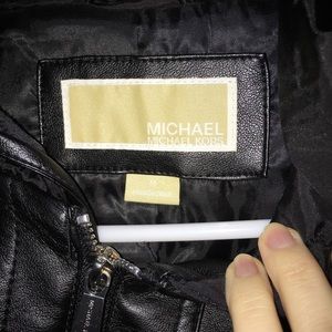 Medium, like new Michael Kors authentic